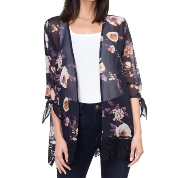 Floral Kimono - Picture 1 of 3